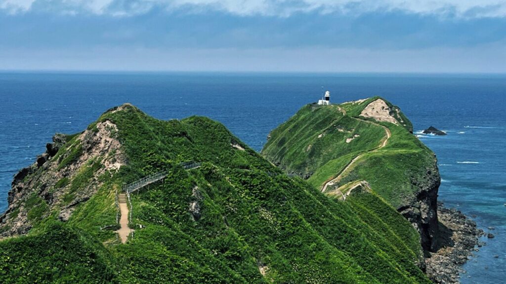 積丹ブルーと神威岬の絶景